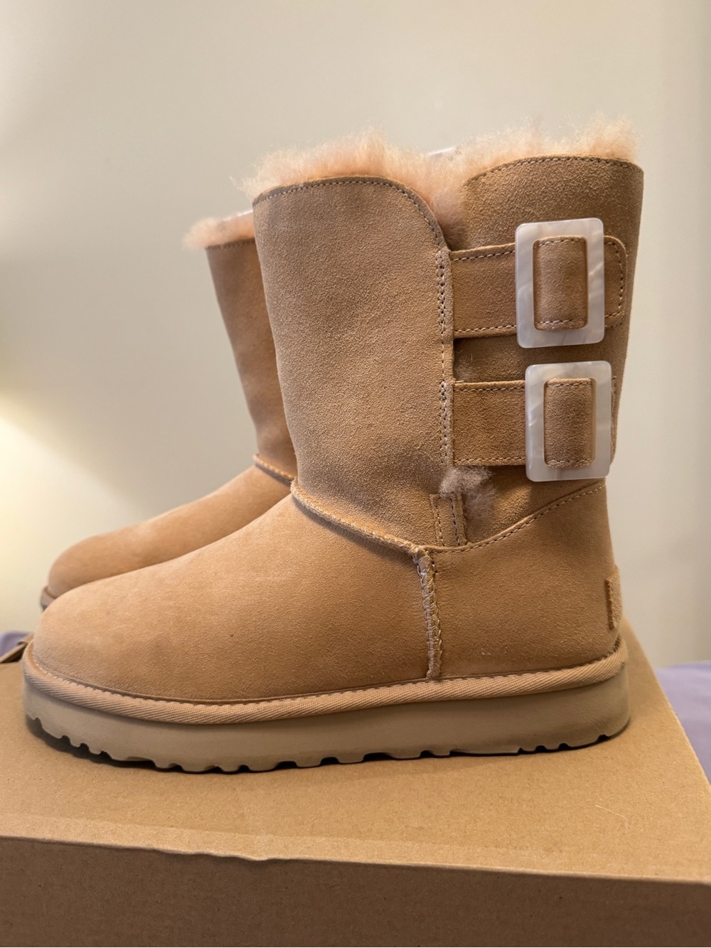 Genuine UGG Australia Bailey Fashion Buckle Sheepskin Suede Boots NEW IN BOX